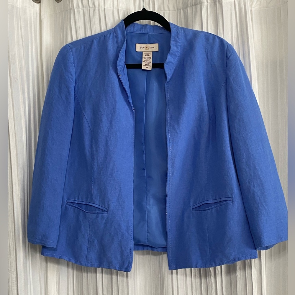 Covington Women's Light Blue Linen Jacket Blazor